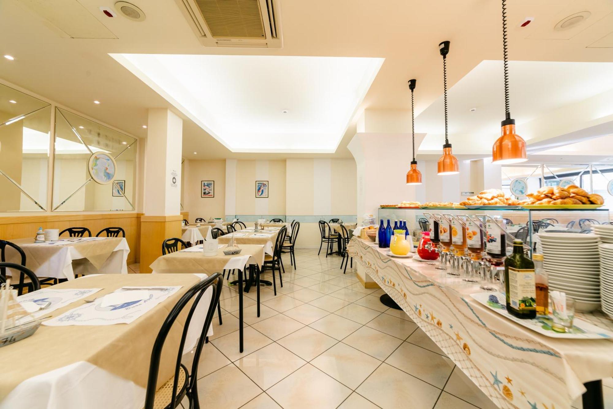 Hotel Golf Cattolica Exterior photo