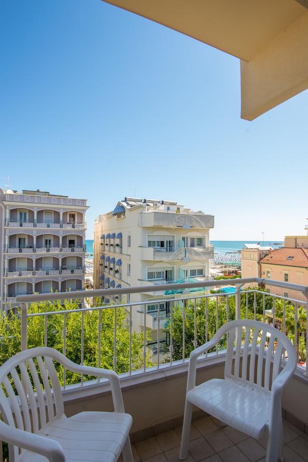Hotel Golf Cattolica Exterior photo